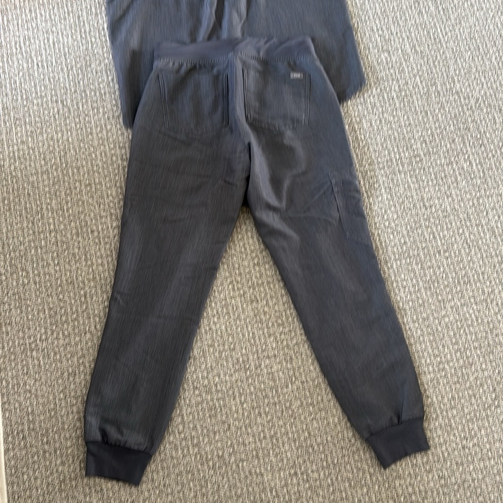 Figs Scrub Set Graphite Grey Rafaela Top XXS JOGGER Pants XS/P - Picture 8 of 8